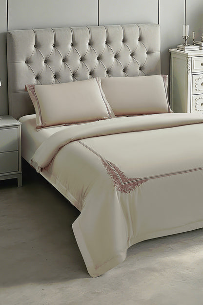 Malva Duvet Bedding Set by Fazura Home