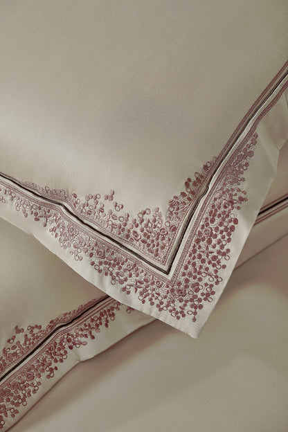 Malva Duvet Bedding Set by Fazura Home
