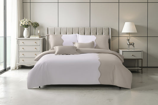 Petalo Duvet Bedding Set by Fazura Home